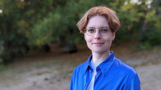 Es handelt sich um ein Porträtfoto von Franziska Jahn.