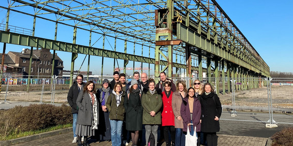 Study Visit Gruppenbild Gruppenbild am Dortmunder Hafen
