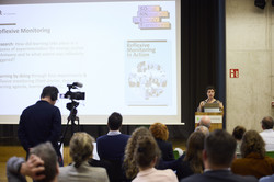 Vortrag während der Konferenz Vortrag während der Konferenz