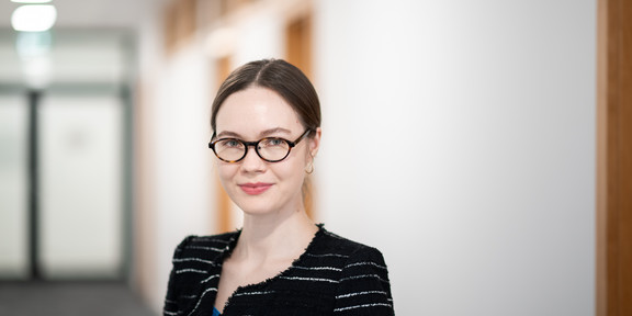 Portrait Jun.-Prof. Dr. Elena Beregow