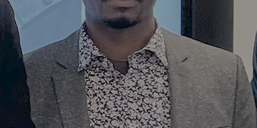 Ein Potrait Foto von Assoc. Prof. Nelson Casimiro Zavale