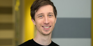 Ein Portraitfoto von Dr. Marcel Sebastian